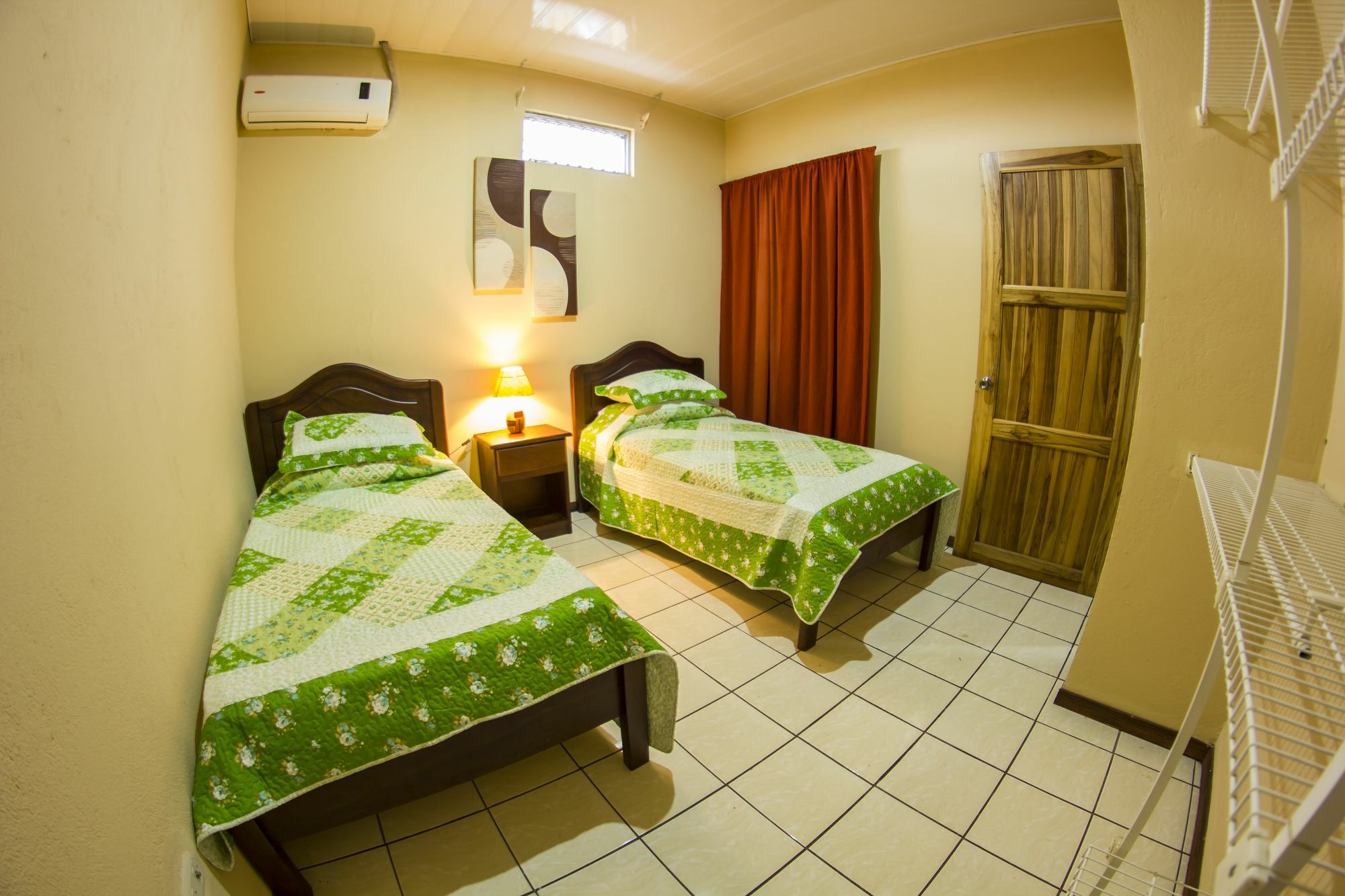 Apartamentos Valle Del Volcan La Fortuna Exteriör bild